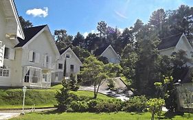 casa 4 quartos em condominio e internet excelente